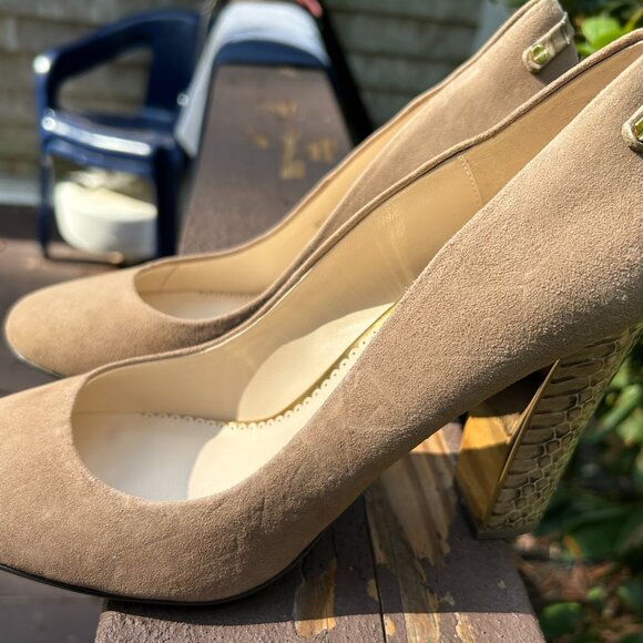 C WONDER Chunky Heel Tan-colored Suede Pump/Shoe - NWT - Picture 7 of 8